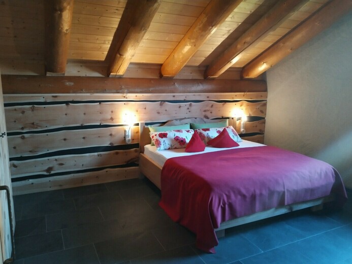 loznice-zapad-11636830219 - Hallstättersee